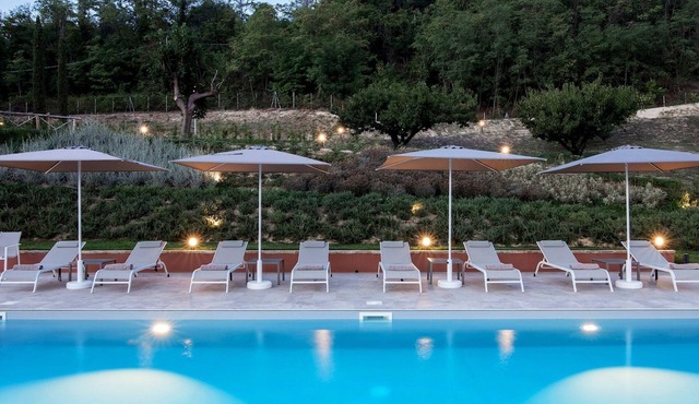 Relais Corbaia 12+1, Emma Villas