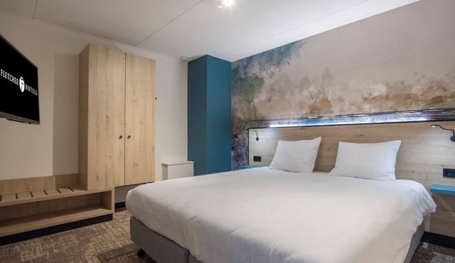 Relaxing Retreat with Indoor Pool, Sauna & Close to Egmond aan Zee Beach