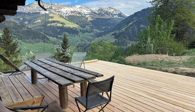 Renovated alpine chalet at 1300m altitude