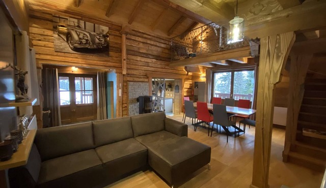 Renovated Chalet near Hauteluce - 7 ppl, 3 BR, Parking, Fireplace, Modern Amenities