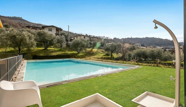 Residence La Perla - Apt 36, Monte Isola, Italy