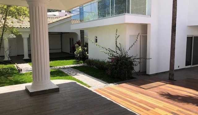 residencia en Tepic para hospedarte como millonario a 18 minutos de san Blas