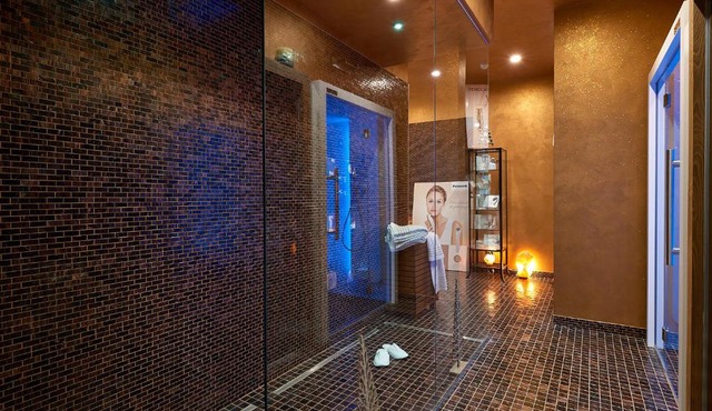 Ricaroka exclusive room & spa