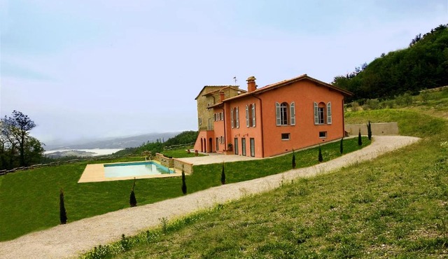 Rimaggiori Country Home & Restaurant