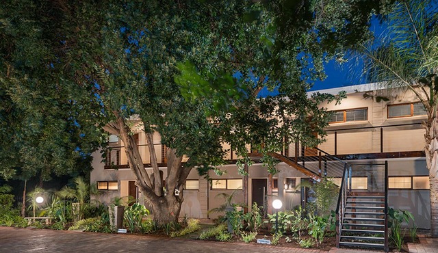 River Place Manor - Deluxe Double or Twin Room F