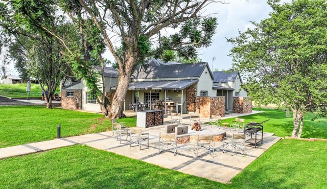Riverside Lodge - Nearby Sun City