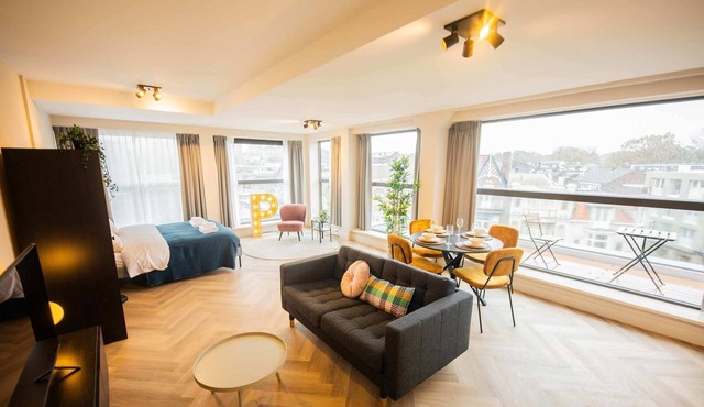 Romantic Serviced Studio Apartments including City view (KS71-R)
