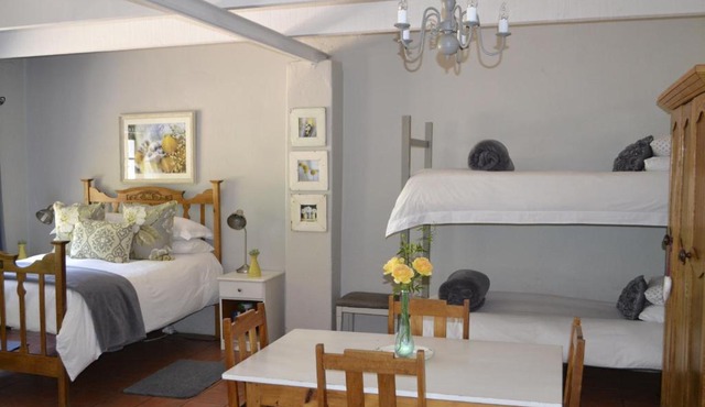 Rooiheuwel Cottage