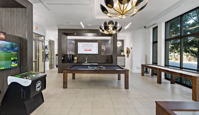 ROVE LIVING/KB - Midtown205