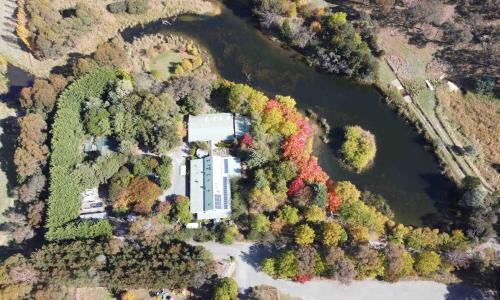 Rural Lakeside Retreat at Redbrow Garden