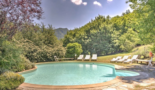 Rustic Holiday Home in San Godenzo with Pool