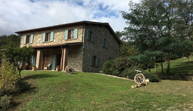 Rustic luxury and breathtaking views near Arezzo in Casentino - 3br sleeps 6