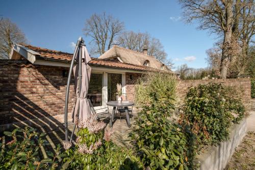 Rustig Tiny House in het groen nabij Enschede & UT