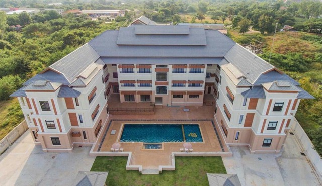 S-Tawan Hotel & Convention