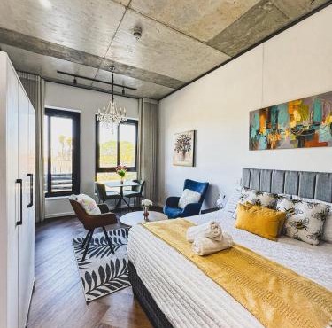 Salem at Bridigewate, Century City Prime Living