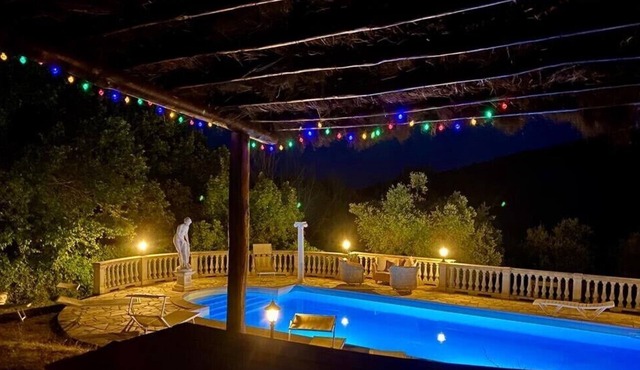 Salt Water Pool, Spectacular Scenery, Mountain View