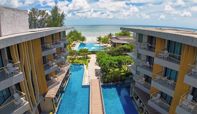 Sand Dunes Chaolao Beach Resort
