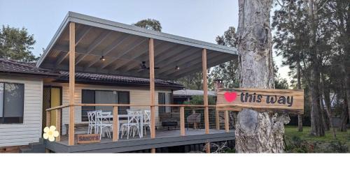 Sandy's Beach Shack at Bawley
