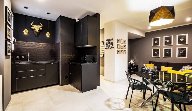 Sant'Agata Bolognese, home of Lamborghini .Two-room apartment in the heart of the historic center