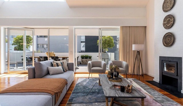 Savanna House - Location, Luxury and Lifestyle