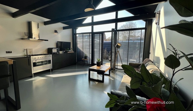 SCHOORL: NEW - Stylish and modern apartment in a beautiful location.
