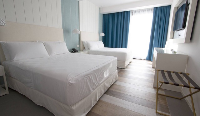 Sea Suite: what reassures us more than the sea?