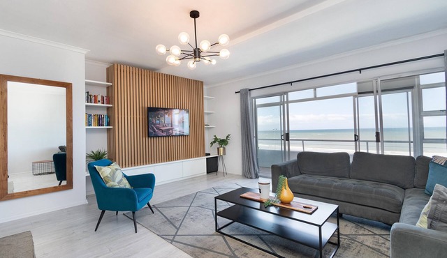 Searenity Sands - Three Bedroom Apartment, Sleeps 6