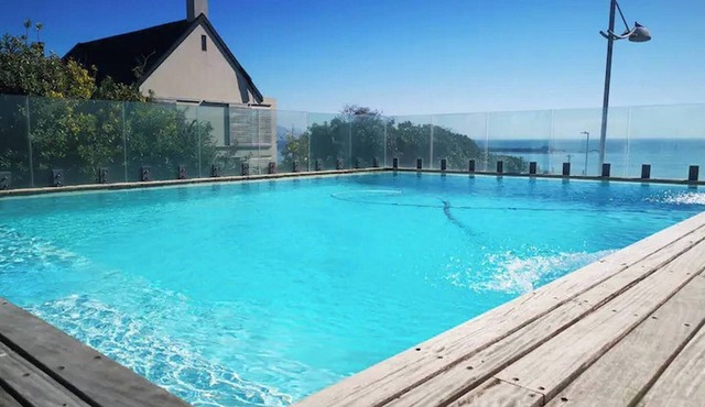 Seaside apartment at Big Bay beach