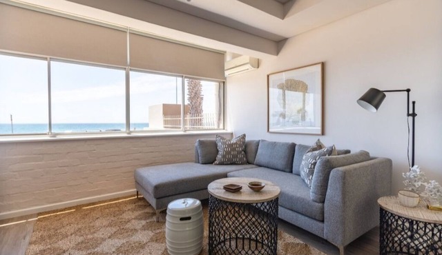Seaside Serenity Studio by HMH