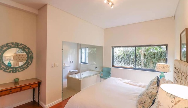 Seaside Symphony Villa | Walking distance to Grotto Beach