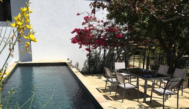 Self contained 4 bedroom luxury accommodation with pool set in Villa Honeysuckl