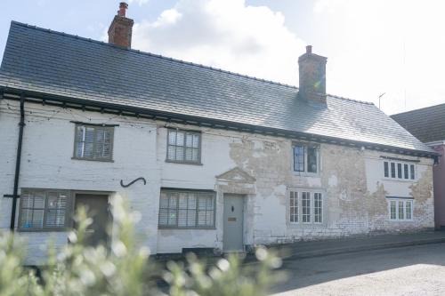 Seven Abbey Lane