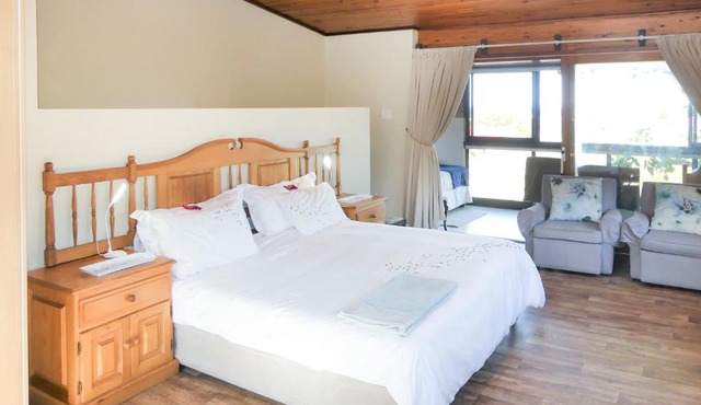 Shalom Self Catering