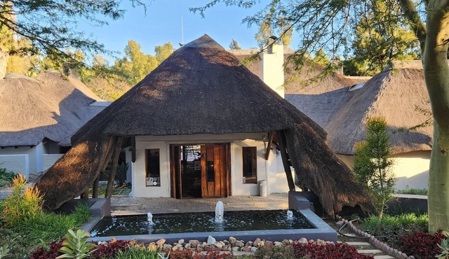 Shumba Valley Lodge Lanseria Airport
