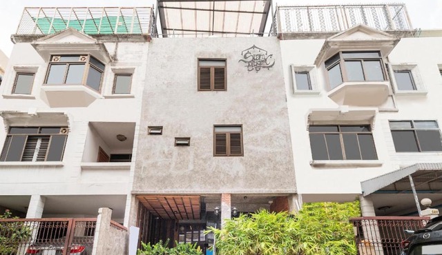 Siam Plug In Hostel