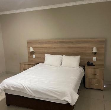 Signature Hotel