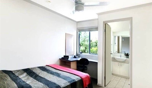 Sippy Downs shared flat near University of the Sunshine Coast in Sippy Downs