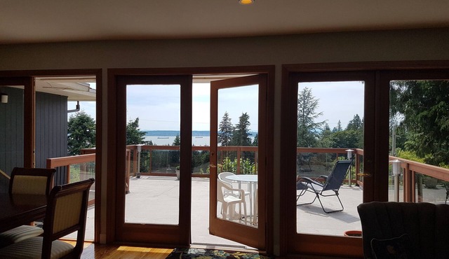 SLPS 10 6BR 3BA MILLION DOLLAR VIEWS, BRIDGE, DWNTWN, WATER VIEWS