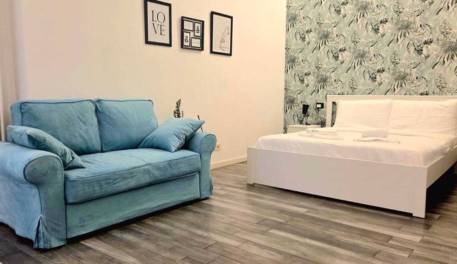 Small apartment near the Dallara Stadium and downtown
