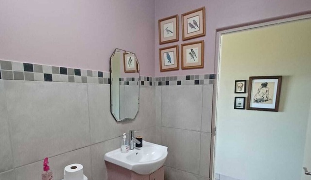 Small intimate self-catering apartment