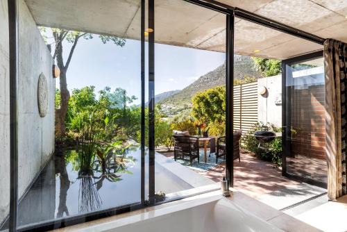 Snooze in Hout Bay Self-Catering