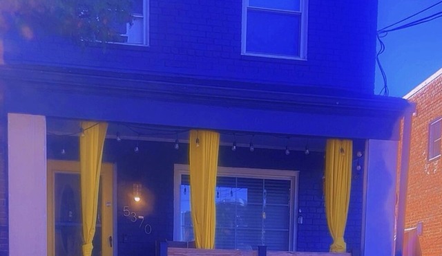 Spacious 4-bedroom house in gorgeous Washington with AC, WiFi