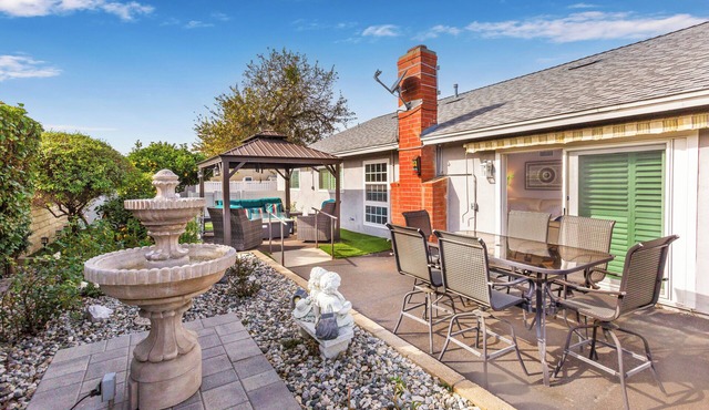 Spacious 5-bedroom house in fabulous Ventura