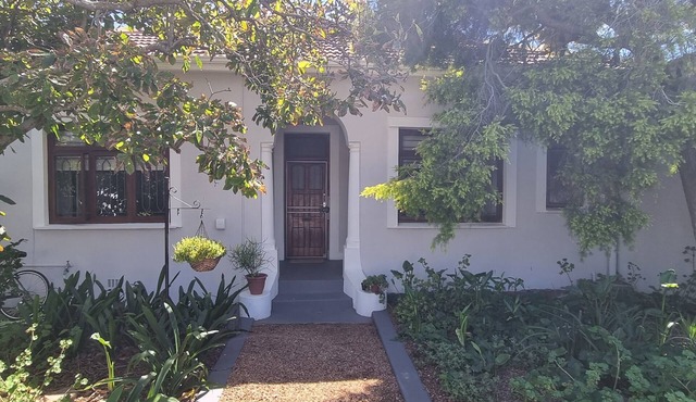 Spacious family home. Fully equipped and close to all amenities.