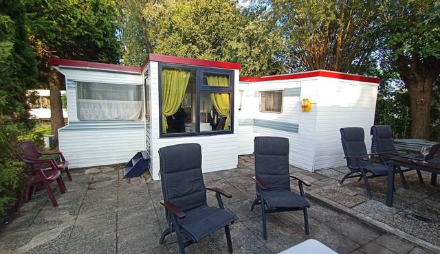 Spacious mobile home in the heart of Holland