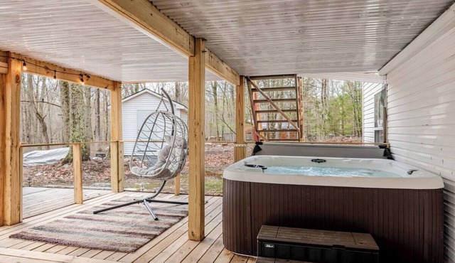 “Spacious Poconos Home Hot Tub Game Room & Theater”closed in Deck + Fire Pit