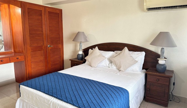 St. Lawrence Suites - Suite Five