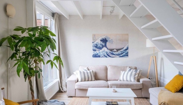 STAY LOCAL near the beach - A Place To Fully Recharge
