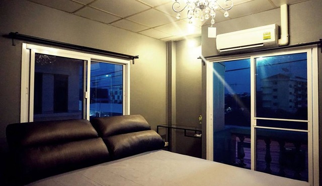 Staying Hostel