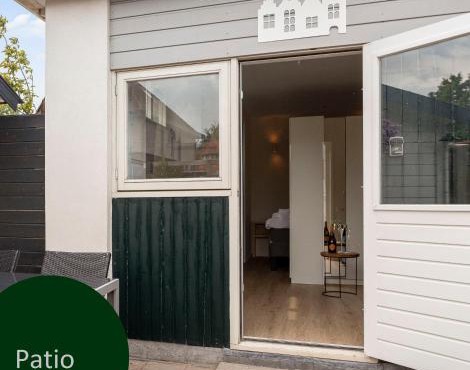 Studio Baarn with patio, airco, pantry, bedroom, bathroom, privacy - Amsterdam, Utrecht